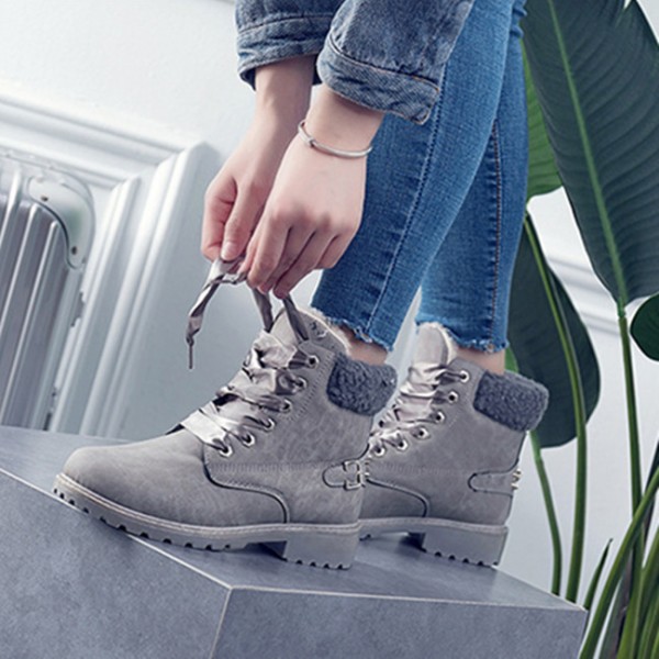 Size:5-12 Women Fashion Solid Color Fleece-Lined Lace-Up Short Boots