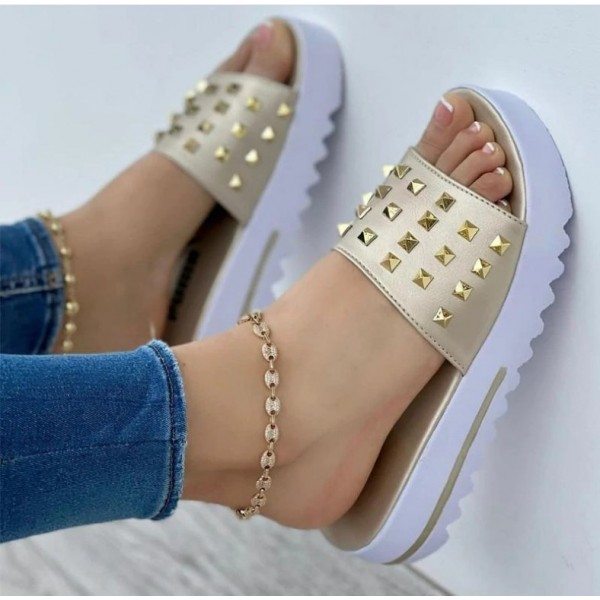 Women Casual Creative Rivet Decorative Solid Color Platform Slippers